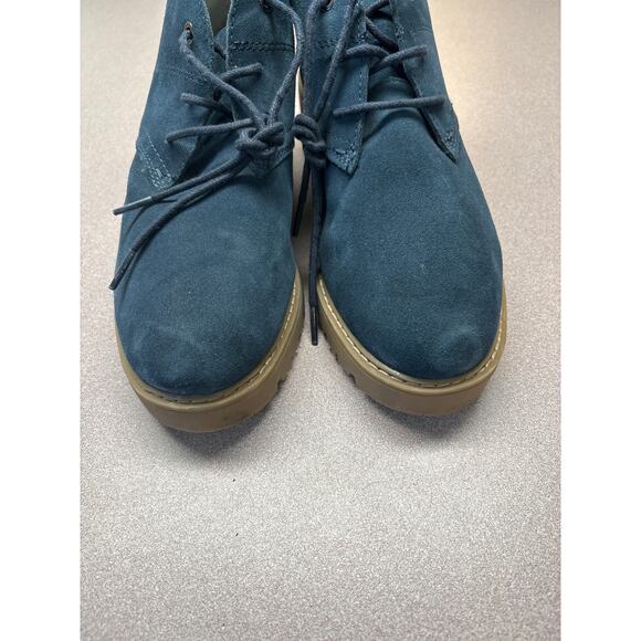 White Mountain Blue Danny Suede Booties Size 9.5W - Picture 2 of 9